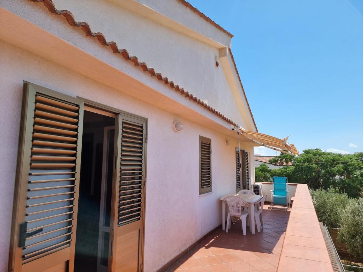 Villa Flora - With Sea View, 2 Minutes Walk To Beach Trappeto  Eksteriør billede